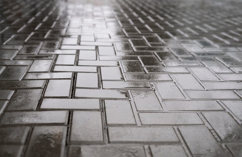 Saiba onde comprar piso intertravado em São Paulo